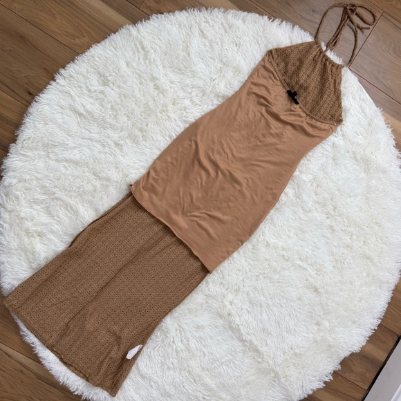 See You Monday Brown Halter Knit Midi Dress
| Backless | Lined | XS - Picture 9 of 9